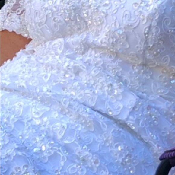 Wedding Gown - Picture 5 of 6